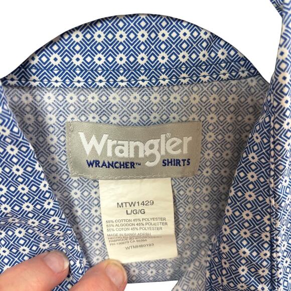 Wrangler Wrancher Shirt Lg. Pearl snaps Blue Timeless western Ranchlife cowboy - Picture 4 of 7